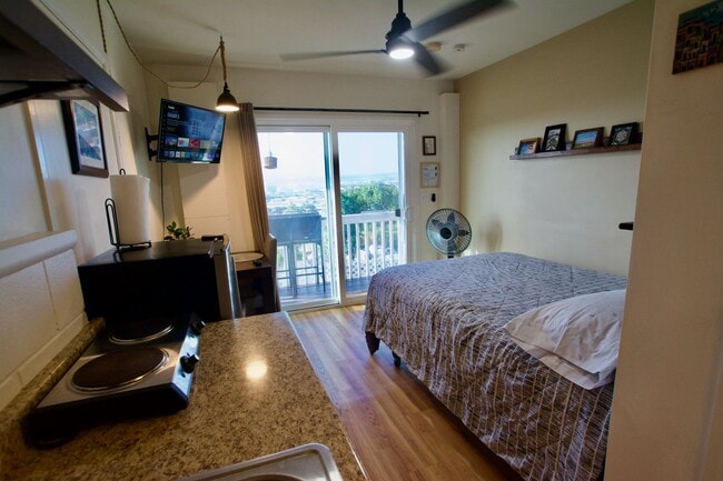 Building Photo - Move-In Ready Furnished Studio with Ocean Views