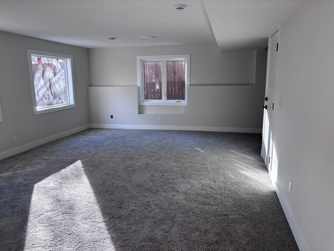 Building Photo - 70 Edgebank Cir NW