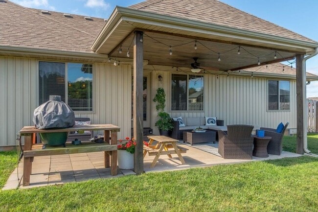 Building Photo - COMING SOON! Battlefield Area, Republic Public Schools