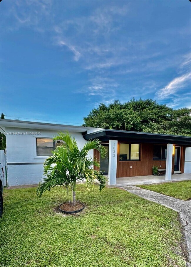 Building Photo - 1031 NW 108th Terrace