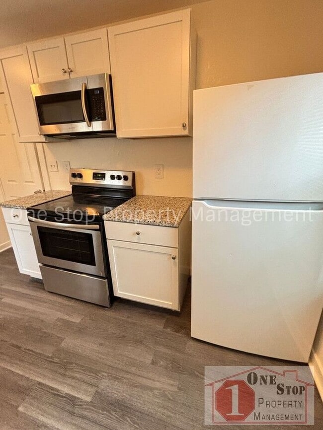 Foto del edificio - Beautiful 3 Bedroom 1 Bathroom in Kansas City