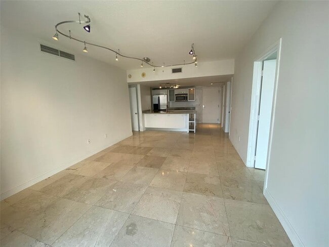 Building Photo - 185 SW 7th St