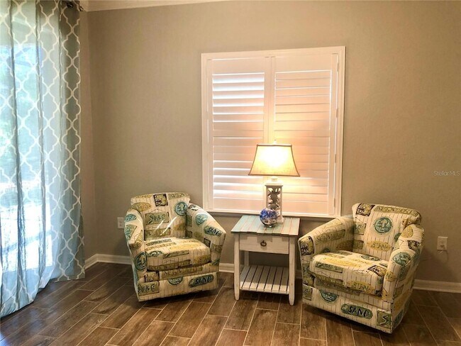 Foto del edificio - 2148 La Palma Ave