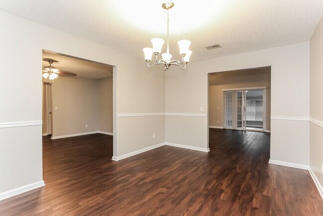 Building Photo - 12318 Windstream Ln