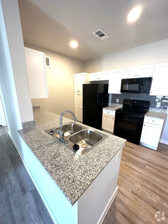 Building Photo - 1051 N Farm to Market 1660