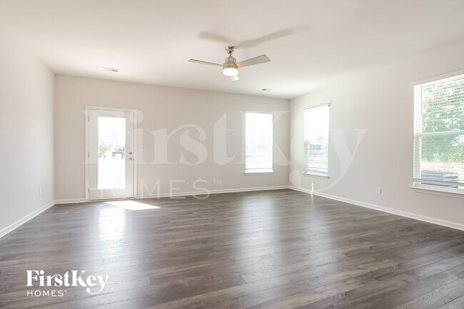 Building Photo - 417 Yoshino Cherry Dr