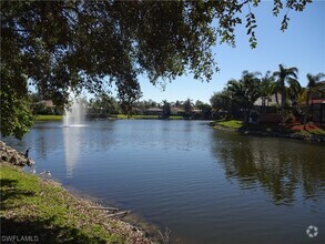 Building Photo - 1061 Fountain Run