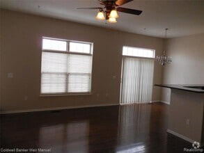Building Photo - 39792 Rockcrest Cir