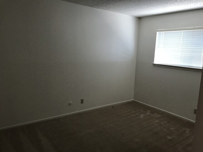 Foto del edificio - 8417 Edgefield Way