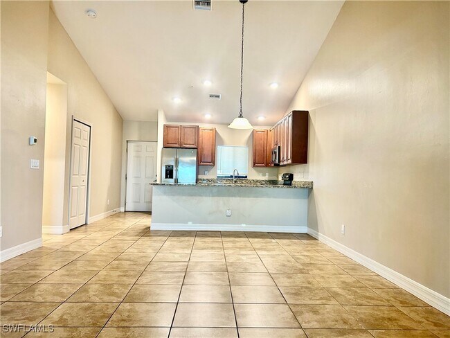 Foto del edificio - 4035 SW 8th Pl