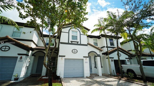 Foto del edificio - 7623 NW 115th Ct