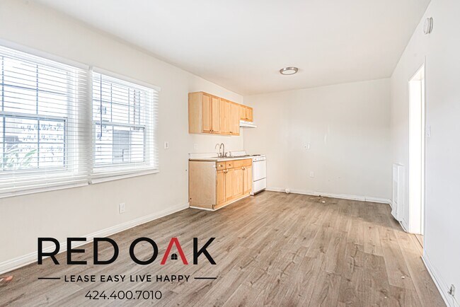 Foto del edificio - 615 N Rossmore Ave
