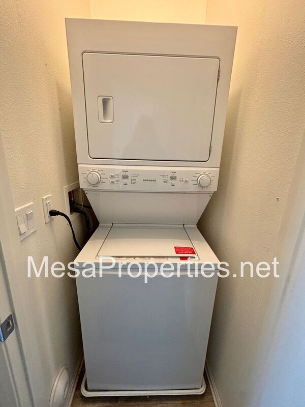 Foto del edificio - 7462 Solstice Pl