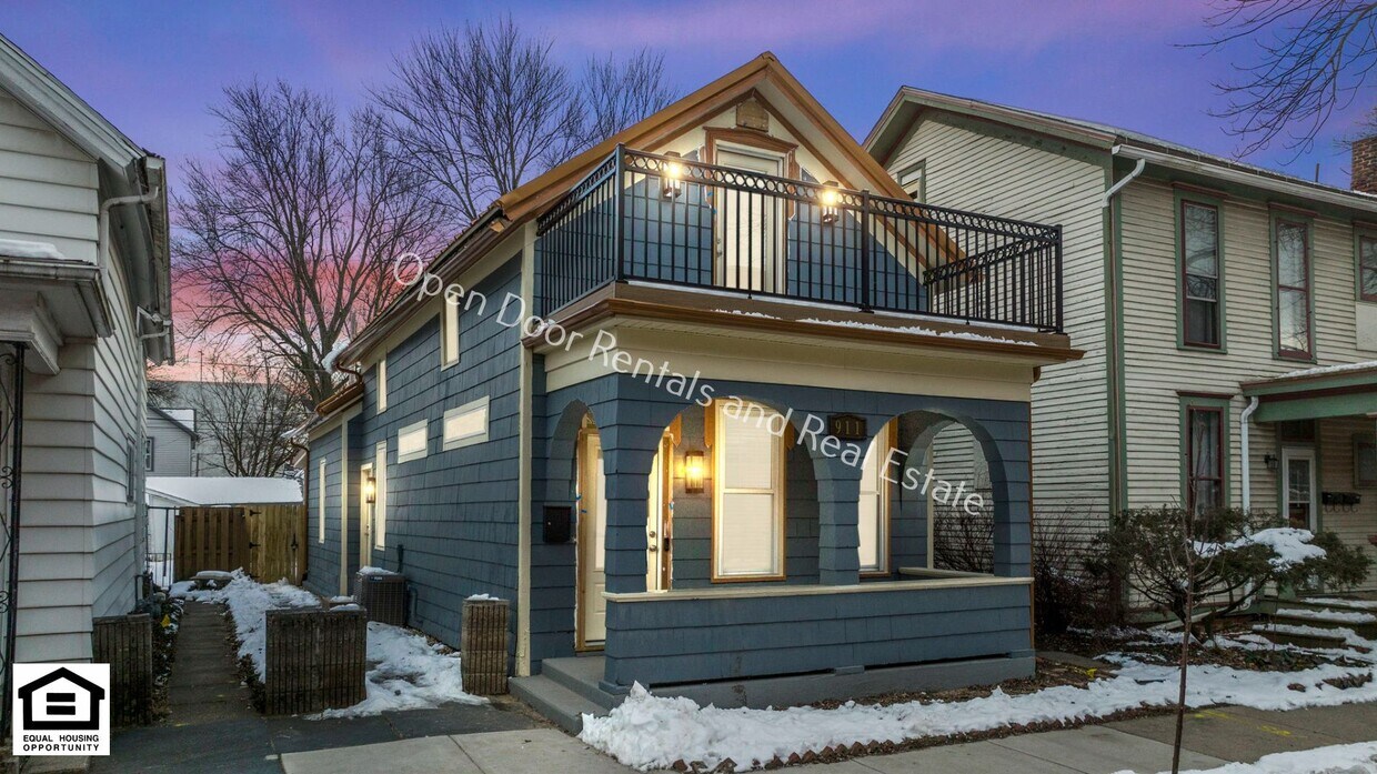 Primary Photo - Welcome to our Luxury upscale single famil...