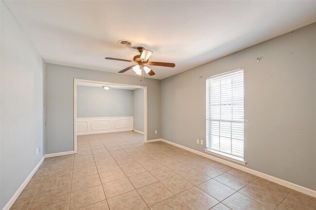 Foto del edificio - 7407 Beechnut St