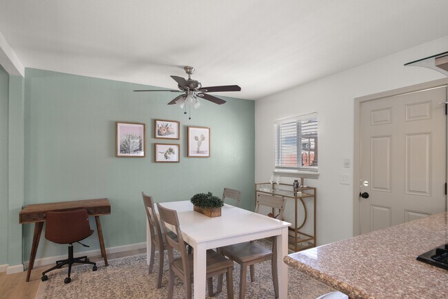 Foto del edificio - 1337 N Pershing Ave