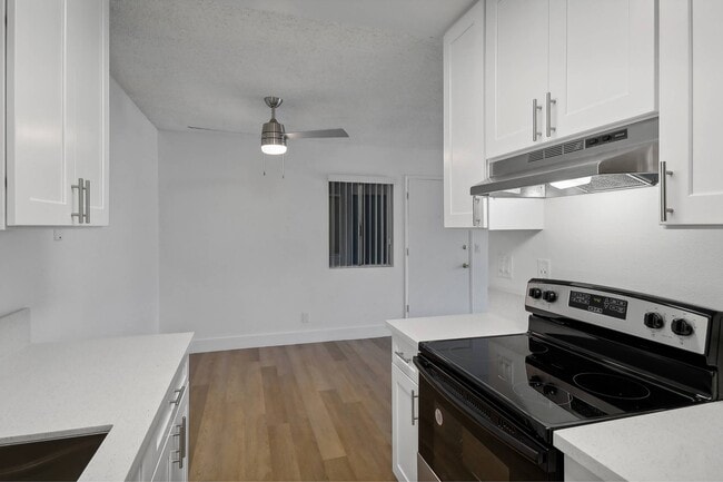 Building Photo - Terre at 1019 Peach