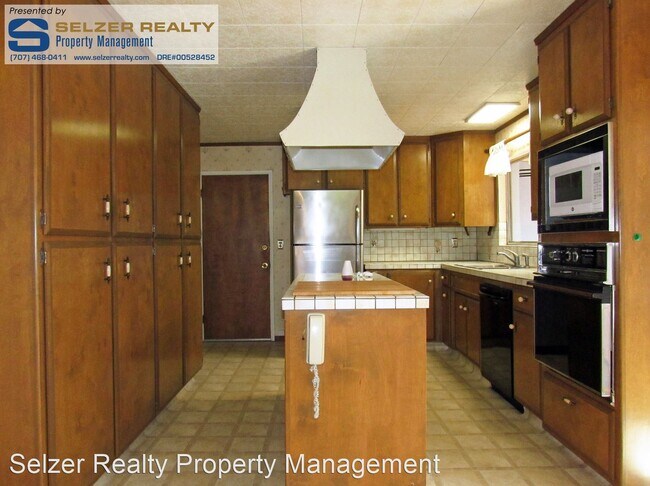 Building Photo - 3 br, 2 bath House - 850 Isola Way