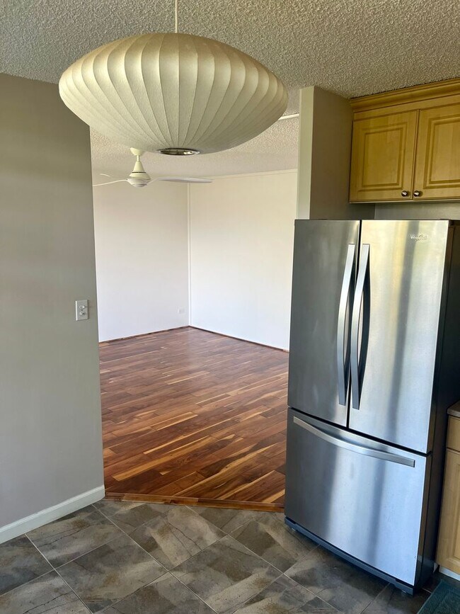 Building Photo - 2 Bedroom in Pualei Circle