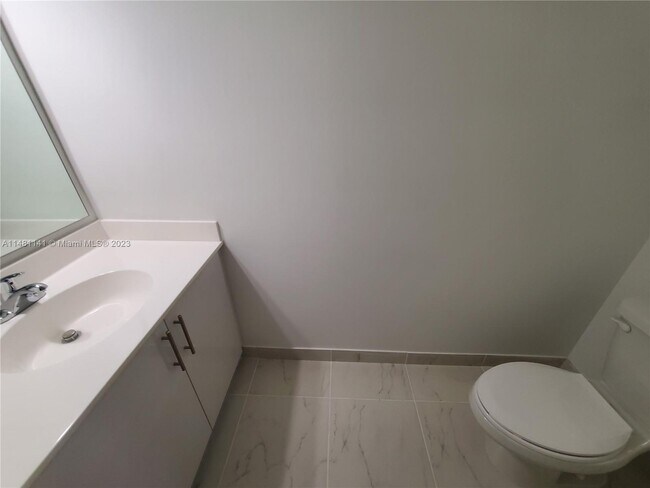 Foto del edificio - 15650 SW 136th St