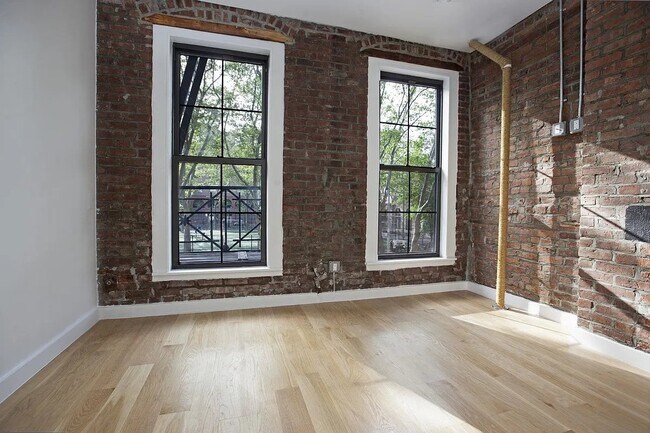 Foto del edificio - 100 Forsyth St