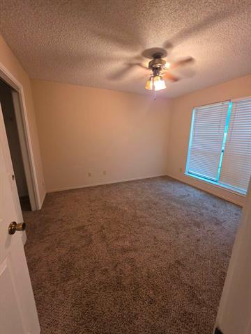 Foto del edificio - 1416 Hackamore St