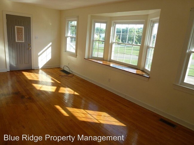 Building Photo - 1644 Blountville Blvd