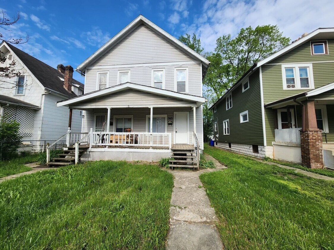 Primary Photo - 363 Midland Ave