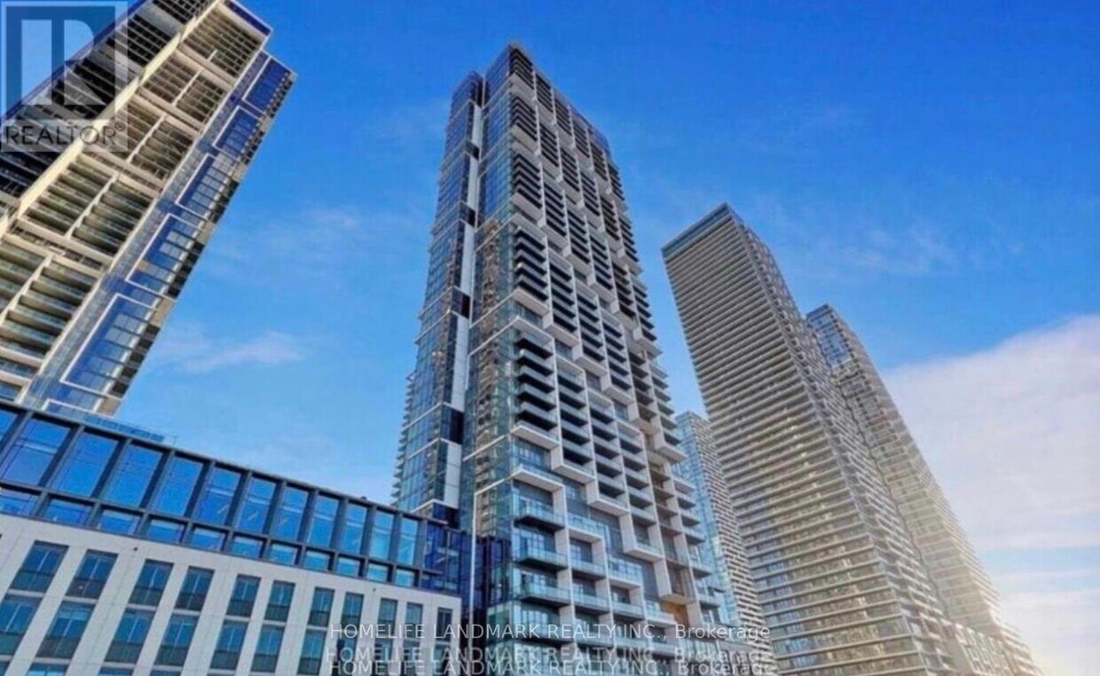 Photo principale - 1000-1000 Portage Pkwy
