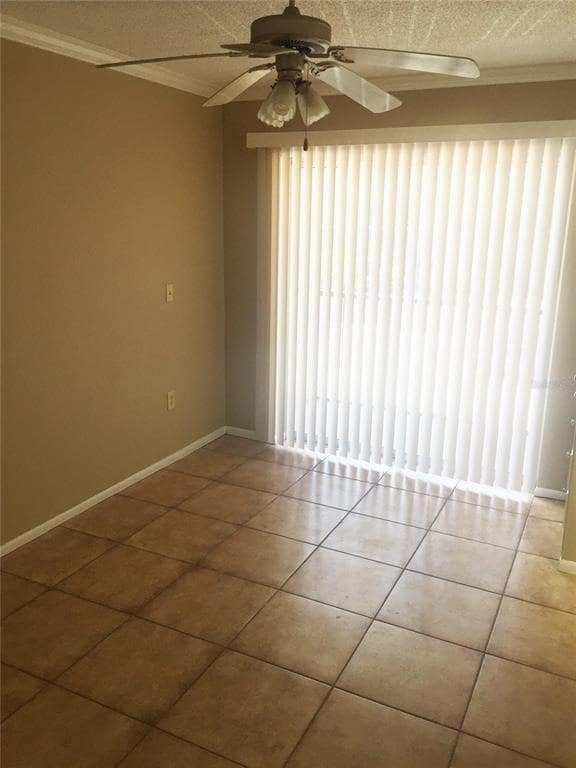 Foto del edificio - 129 Blue Pointe Way