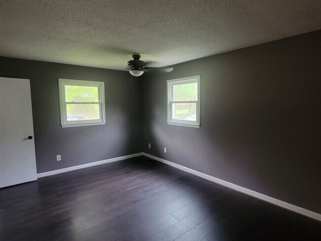 Foto del edificio - 3 Bedroom 2 Bathroom Home