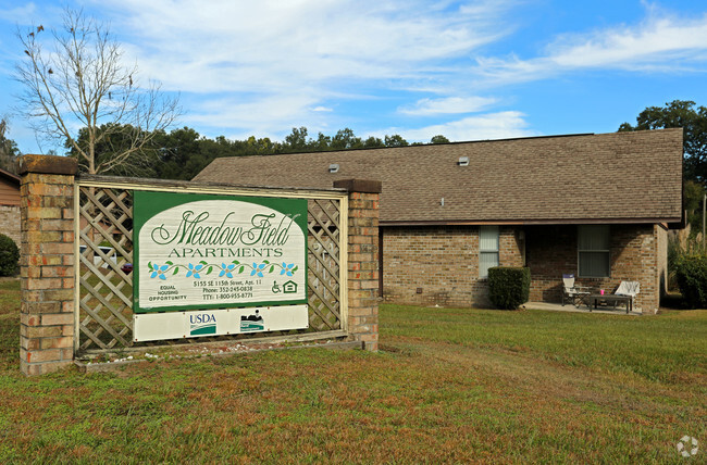 Building Photo - Meadowfield Apartments