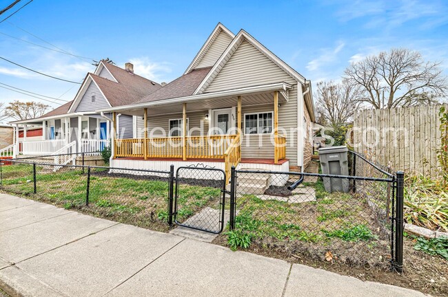 Building Photo - Charming 2-Bedroom Home in Fountain Square