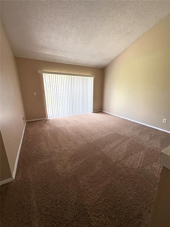 Foto del edificio - 3319 Fox Lake Dr