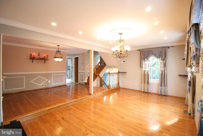 Building Photo - 632 Ivy League Ln