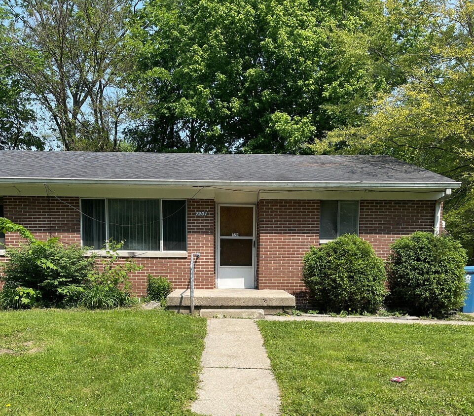Primary Photo - 7201 N Ralston Ave