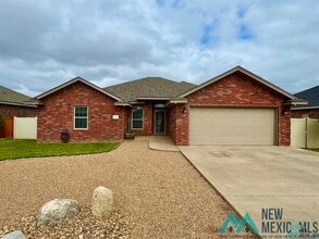 Building Photo - 3313 Northglen Dr