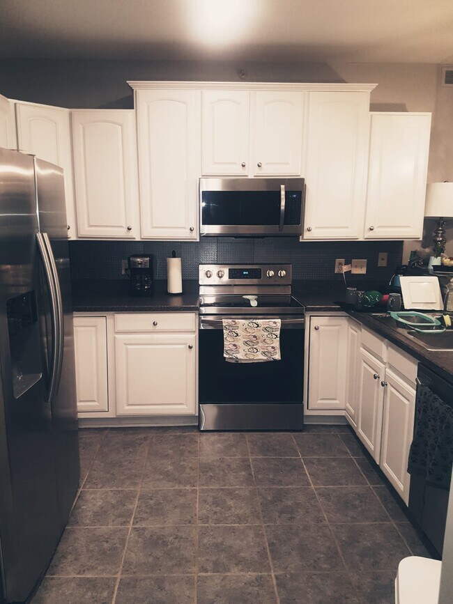Foto del edificio - 592 Rivers Breeze Dr