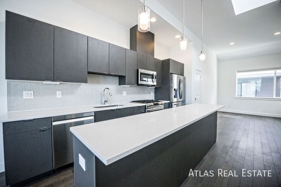 Photo - 2016 N Bryant Street-107