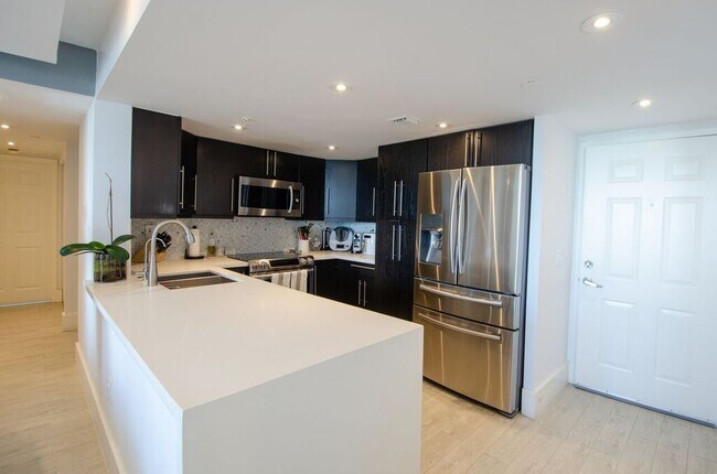 Building Photo - 3000 Coral Way