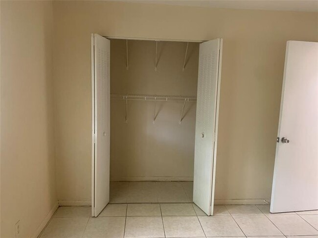 Foto del edificio - 4059 NW 31st Ave