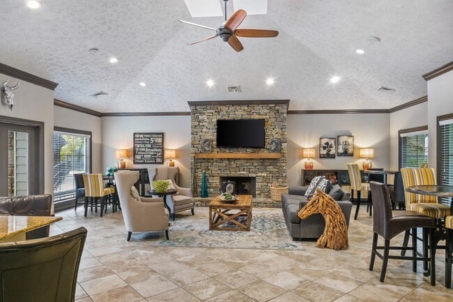 Interior Photo - Ridge Crossings