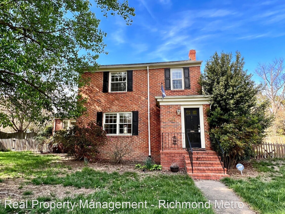 Primary Photo - 3 br, 1.5 bath House - 6202 Dustin Drive