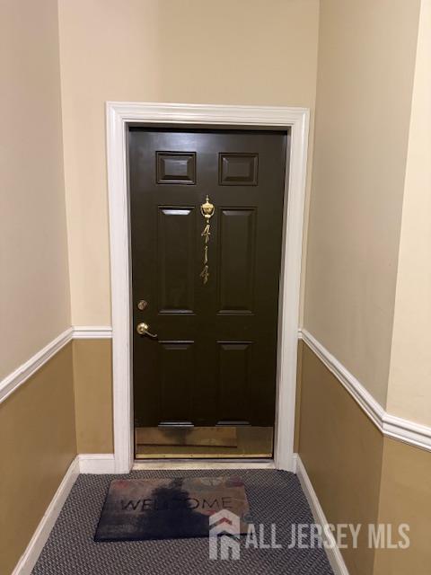 Primary Photo - 414 Sloan Ct