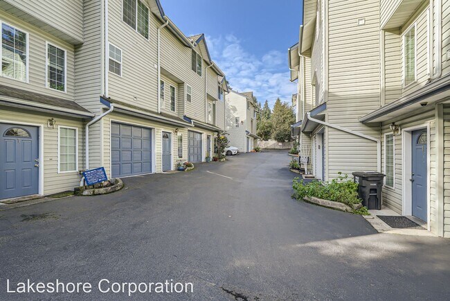 Foto del edificio - 2 br, 2.5 bath House - 12549 Roosevelt Way...