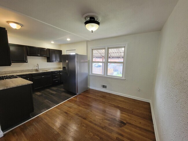 Foto del edificio - 1520 Barkley Ave