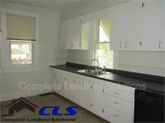 Foto del edificio - 1557 S 17th St