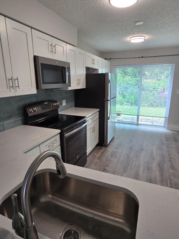 Foto del edificio - 843 Cambridge Ct