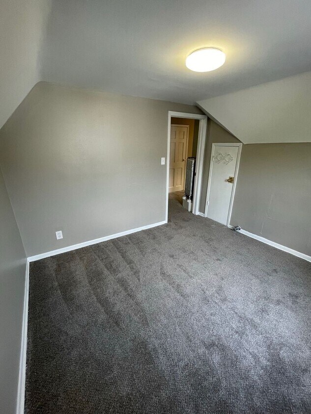 Foto principal - 743 S 24th St