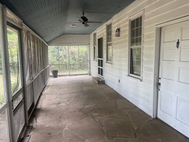 Building Photo - Updated farmhouse